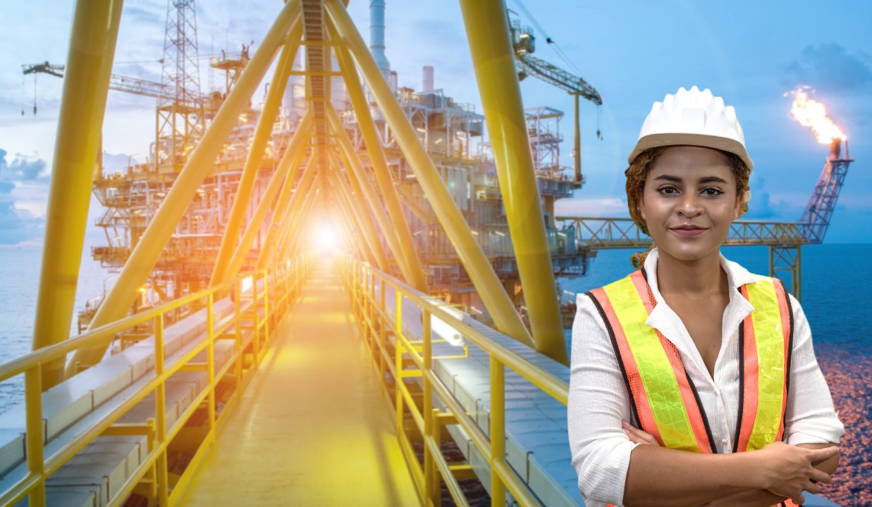 Crude oil storage and transfer infrastructure